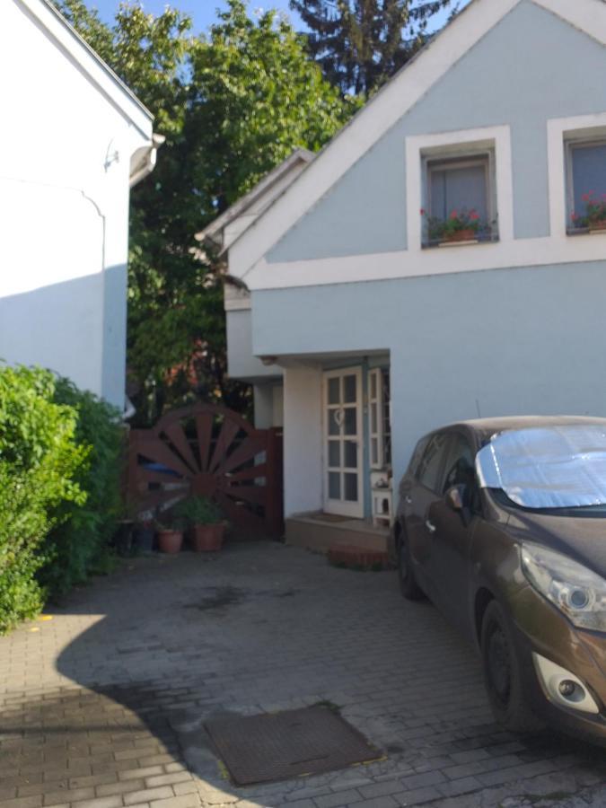 Galeria Villa Veszprém Exterior foto